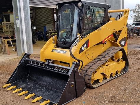 259b3 skid steer|catipilar skidsteer tracks dimensions chart.